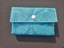 Charger l&#39;image dans la galerie, Pochette 3 en 1 :  transport savon et gant de toilette