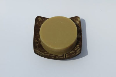 Porte-savon carré artisanal en noix de coco