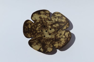 Porte-savon fleur en noix de coco